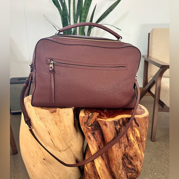 Coach shoulder bag - Picture 1 of 12